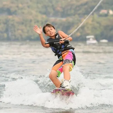 Delphina's House Hébergement de vacances Lezzeno